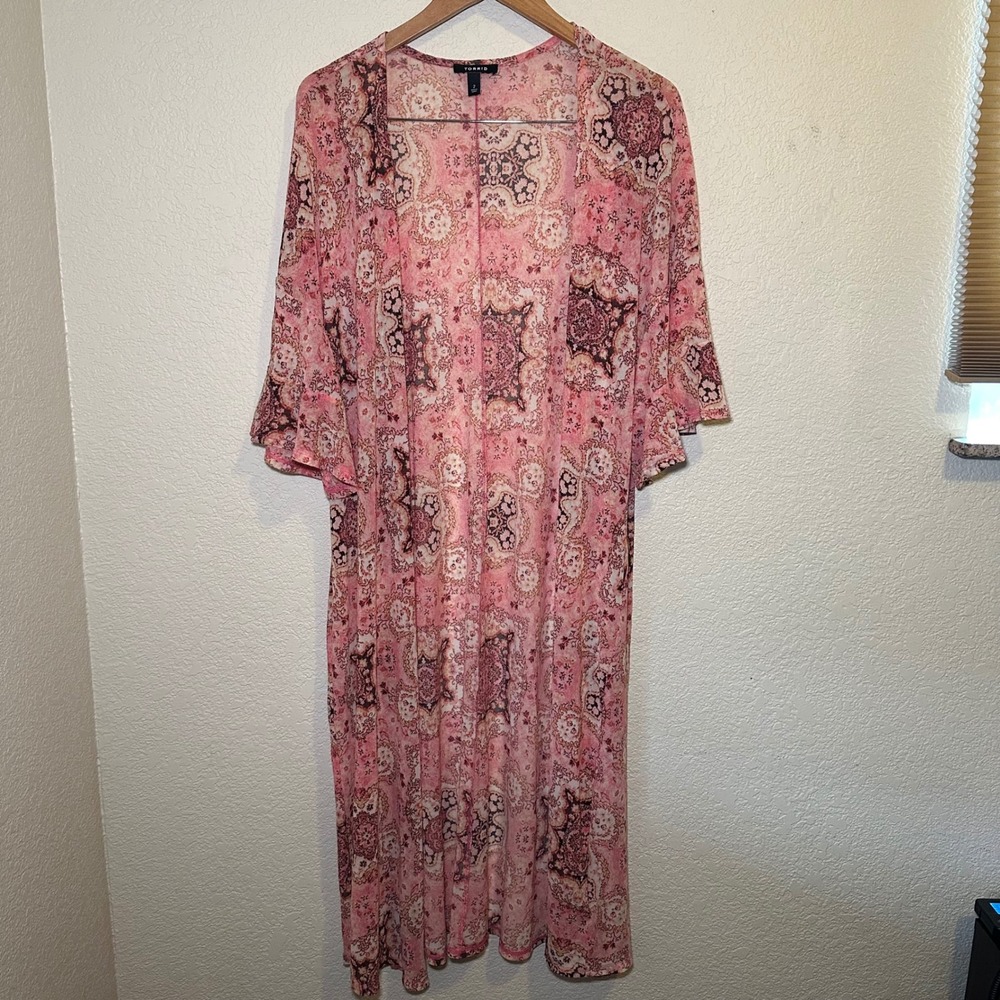 Torrid Women 2XL Kimono Long Sheer Pink Paisley Boho Festival Flowy Breathable